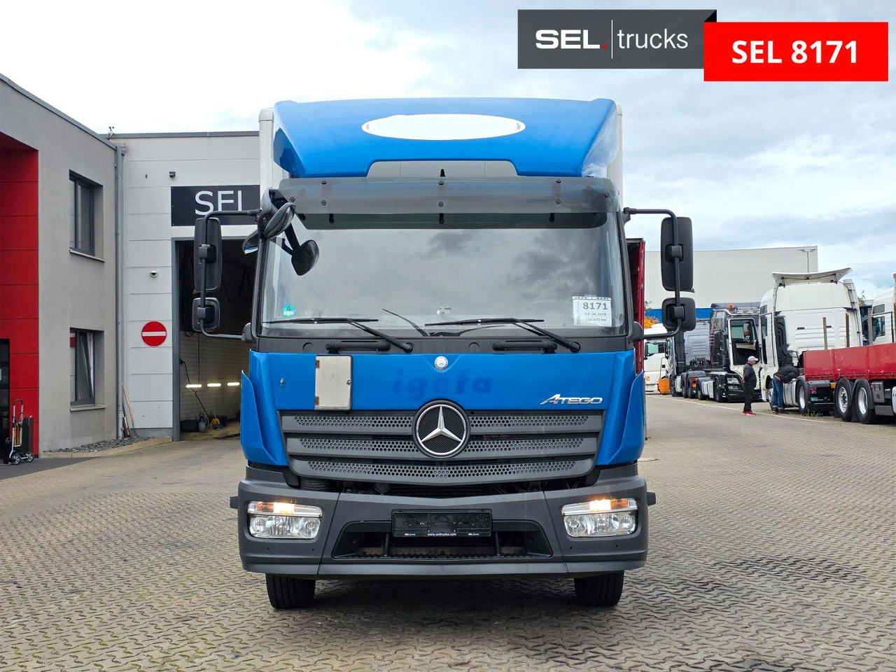 Mercedes-Benz Atego 1221 / Ladebordwand - Φορτηγό κόφα: φωτογραφία 2 Mercedes-Benz Atego 1221 / Ladebordwand - Φορτηγό κόφα: φωτογραφία 2