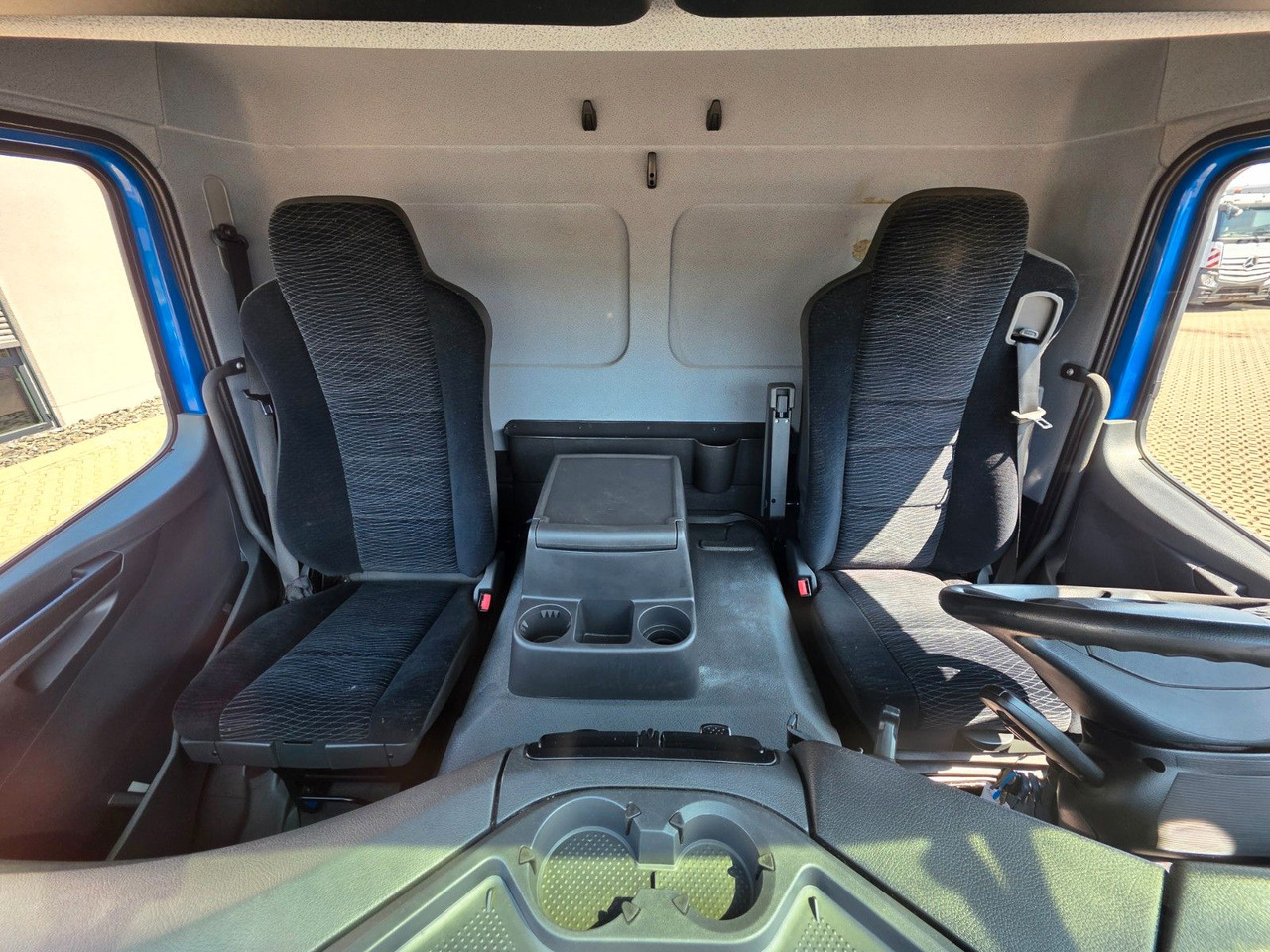Φορτηγό κόφα Mercedes-Benz Atego 1324 / Ladebordwand: φωτογραφία 20