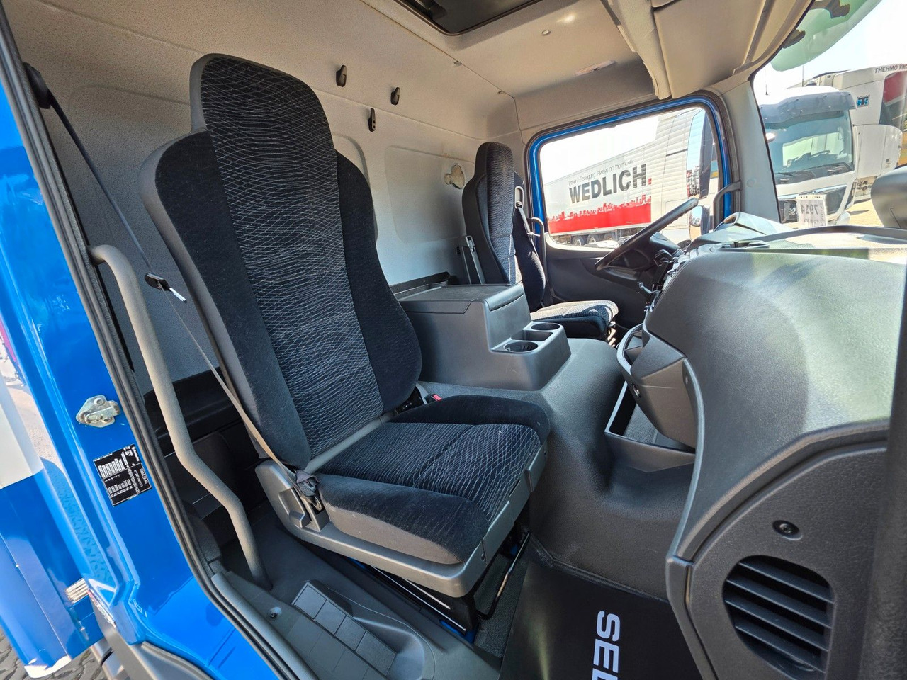 Φορτηγό κόφα Mercedes-Benz Atego 1324 / Ladebordwand: φωτογραφία 19