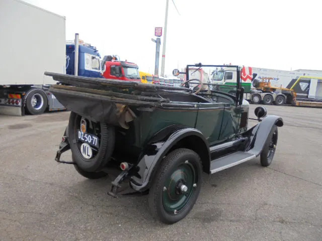 Chevrolet Superior Superior - Αυτοκίνητο: φωτογραφία 4 Chevrolet Superior Superior - Αυτοκίνητο: φωτογραφία 4