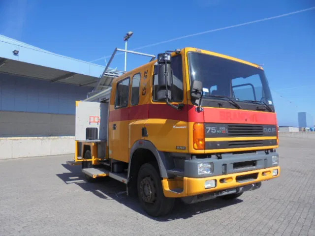 DAF 75.270 ATI 4X4 NL TRUCK - Πυροσβεστικό όχημα: φωτογραφία 3 DAF 75.270 ATI 4X4 NL TRUCK - Πυροσβεστικό όχημα: φωτογραφία 3
