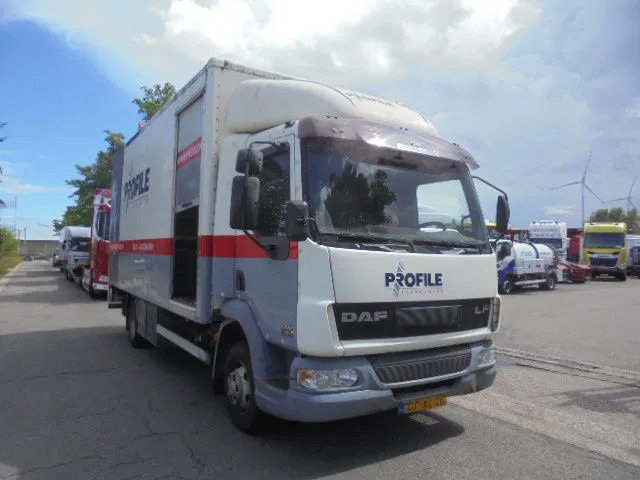 DAF LF 45 150 NL TRUCK SERVICE TRUCK SERVICE TRUCK MET COMPRESSOR - Φορτηγό κόφα: φωτογραφία 5 DAF LF 45 150 NL TRUCK SERVICE TRUCK SERVICE TRUCK MET COMPRESSOR - Φορτηγό κόφα: φωτογραφία 5