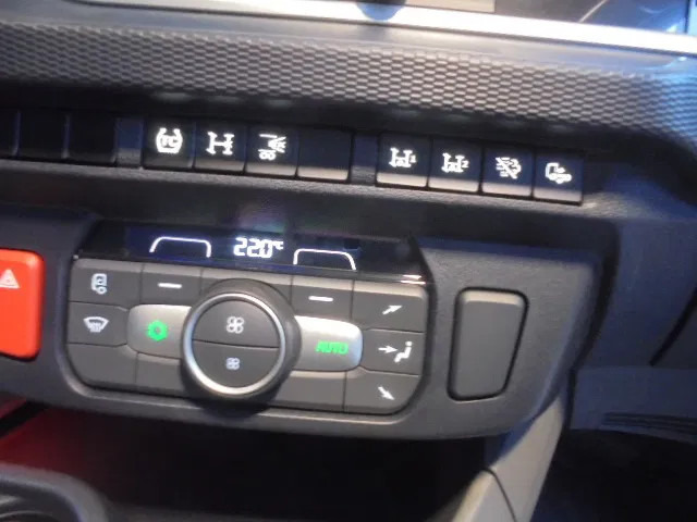 Φορτηγό σασί DAF XD 260 FA DEMO RHD: φωτογραφία 12