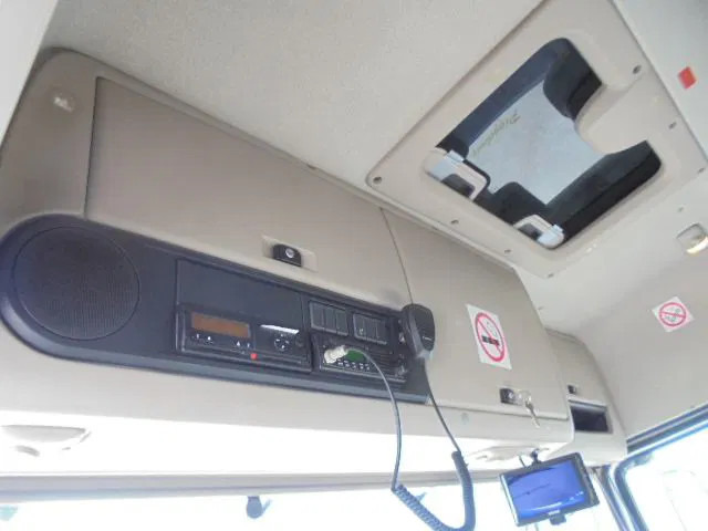 Τράκτορας DAF XF 440 125XDAF 106 TRACTOR HEAD IN STOCK: φωτογραφία 13 Τράκτορας DAF XF 440 125XDAF 106 TRACTOR HEAD IN STOCK: φωτογραφία 13