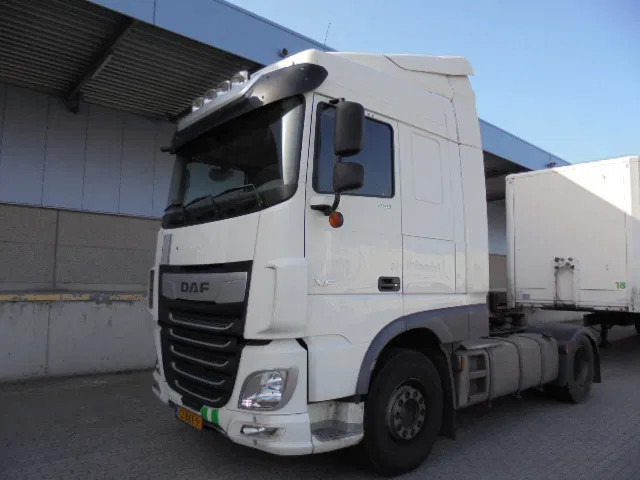 DAF XF 450 - Τράκτορας: φωτογραφία 1 DAF XF 450 - Τράκτορας: φωτογραφία 1