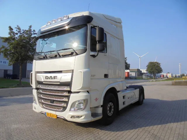 DAF XF 450 - Τράκτορας: φωτογραφία 1 DAF XF 450 - Τράκτορας: φωτογραφία 1