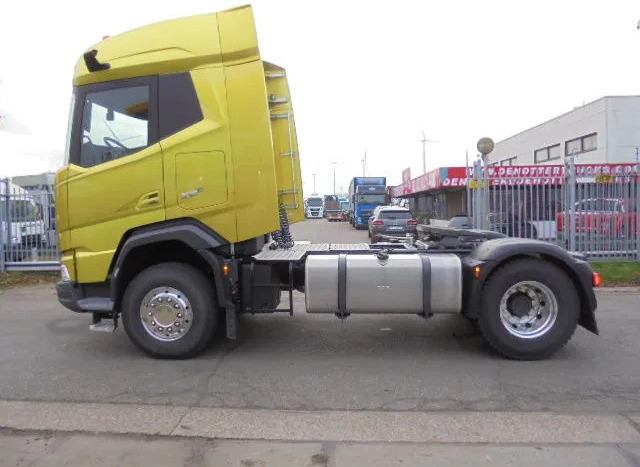 DAF XFC 530 FT DEMO KIEPHYDROLIEK MET FABRIEKS GARANTIE NL TRUCK - Τράκτορας: φωτογραφία 2 DAF XFC 530 FT DEMO KIEPHYDROLIEK MET FABRIEKS GARANTIE NL TRUCK - Τράκτορας: φωτογραφία 2