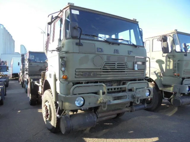 DAF YA YTV 2300 4X4 +WSK 10 UNITS IN STOCK - Τράκτορας: φωτογραφία 3 DAF YA YTV 2300 4X4 +WSK 10 UNITS IN STOCK - Τράκτορας: φωτογραφία 3