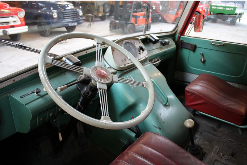 Diversen Thames Trader T55 - Πυροσβεστικό όχημα: φωτογραφία 5 Diversen Thames Trader T55 - Πυροσβεστικό όχημα: φωτογραφία 5