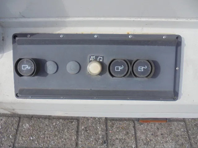 Απορριμματοφόρο GEESINK GPM III KT 2: φωτογραφία 7 Απορριμματοφόρο GEESINK GPM III KT 2: φωτογραφία 7