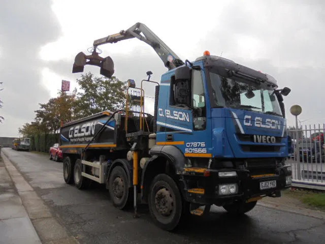 Iveco AD340T36 8X4 - Φορτηγό ανατρεπόμενο, Φορτηγό με γερανό: φωτογραφία 3 Iveco AD340T36 8X4 - Φορτηγό ανατρεπόμενο, Φορτηγό με γερανό: φωτογραφία 3