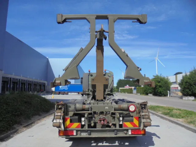 Iveco Eurotrakker 410 E37H - Φορτηγό φόρτωσης γάντζου: φωτογραφία 5 Iveco Eurotrakker 410 E37H - Φορτηγό φόρτωσης γάντζου: φωτογραφία 5