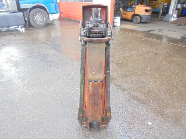 Kinshofer KM 920-12 - Γερανός παπαγάλος: φωτογραφία 3 Kinshofer KM 920-12 - Γερανός παπαγάλος: φωτογραφία 3