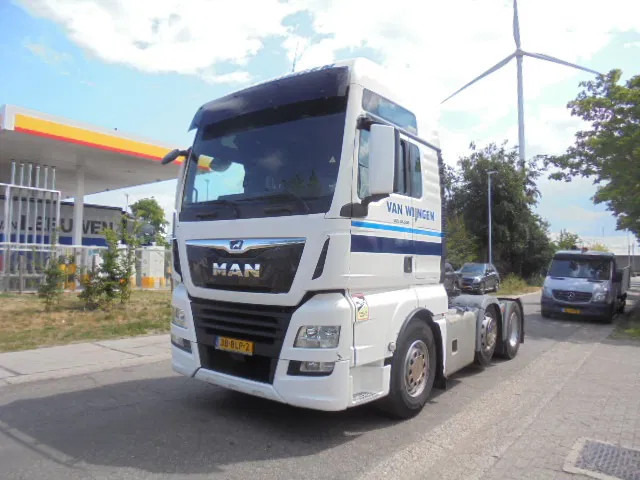 MAN TGX 26.500 XXL TUV APK 03-26 NL TRUCK 16X IN STOCK - Τράκτορας: φωτογραφία 1 MAN TGX 26.500 XXL TUV APK 03-26 NL TRUCK 16X IN STOCK - Τράκτορας: φωτογραφία 1