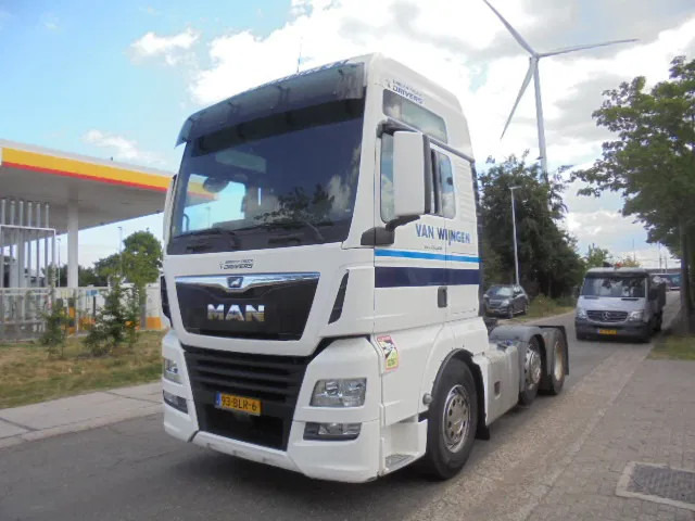 MAN TGX 26.500 XXL TUV APK 03-26 NL TRUCK 16X IN STOCK - Τράκτορας: φωτογραφία 1 MAN TGX 26.500 XXL TUV APK 03-26 NL TRUCK 16X IN STOCK - Τράκτορας: φωτογραφία 1