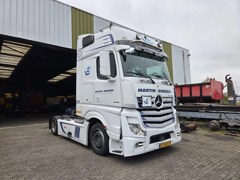 Mercedes-Benz Actros 1842 LS CABINE SCHADE NL TRUCK - Τράκτορας: φωτογραφία 2 Mercedes-Benz Actros 1842 LS CABINE SCHADE NL TRUCK - Τράκτορας: φωτογραφία 2