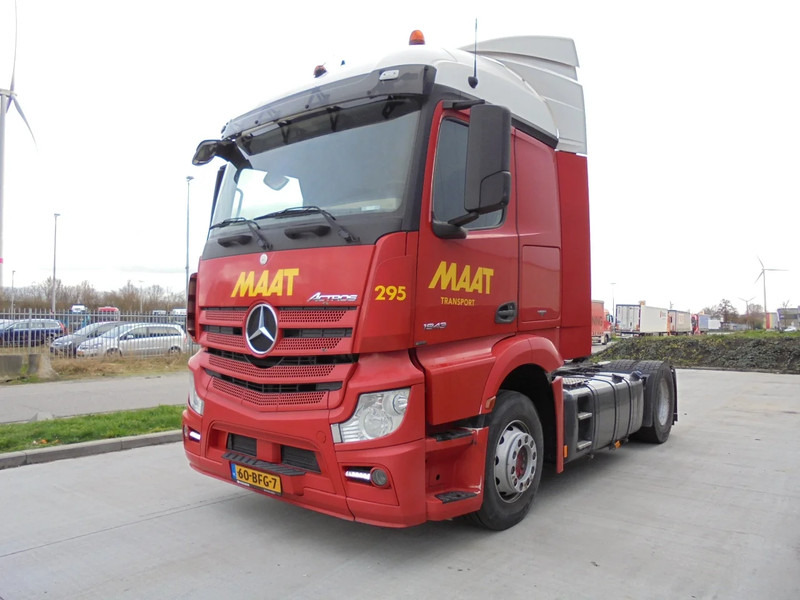 Mercedes-Benz Actros 1943 - Τράκτορας: φωτογραφία 1 Mercedes-Benz Actros 1943 - Τράκτορας: φωτογραφία 1