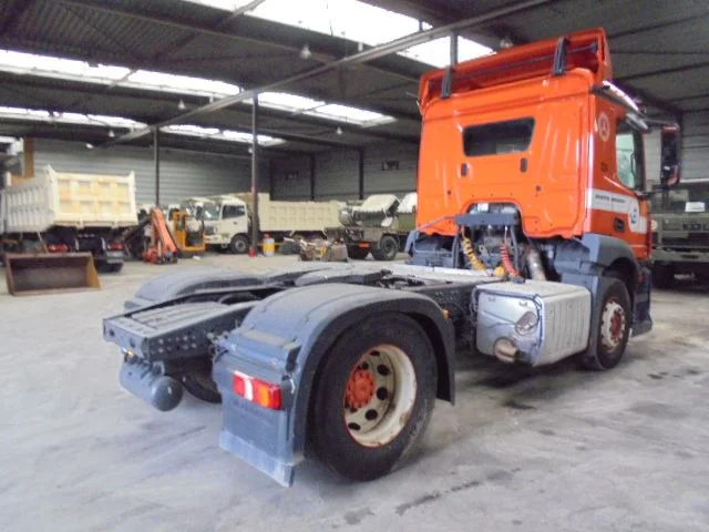 Mercedes-Benz Antos 1832 CABINE SCHADE - Τράκτορας: φωτογραφία 5 Mercedes-Benz Antos 1832 CABINE SCHADE - Τράκτορας: φωτογραφία 5