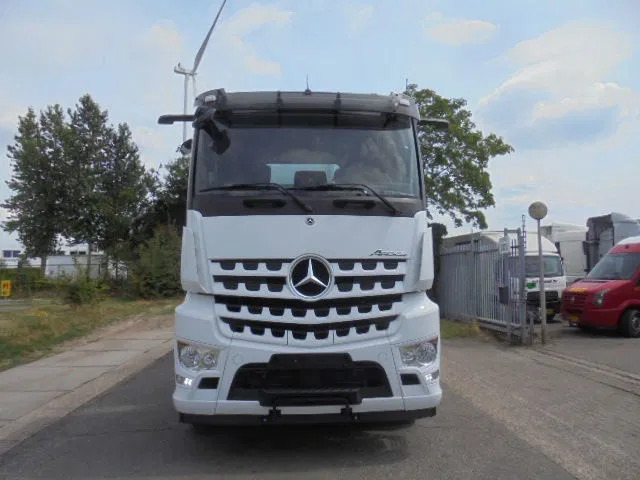Mercedes-Benz Arocs 2545 + RETARDER 6X2 NEW /DEMO - Φορτηγό με γερανό: φωτογραφία 4 Mercedes-Benz Arocs 2545 + RETARDER 6X2 NEW /DEMO - Φορτηγό με γερανό: φωτογραφία 4