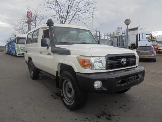 Toyota Land Cruiser HZJ78L 4WD EXPORT OUT EU ONLY - SUV: φωτογραφία 3 Toyota Land Cruiser HZJ78L 4WD EXPORT OUT EU ONLY - SUV: φωτογραφία 3