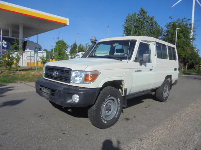 Toyota Land Cruiser HZJ78L 4X4 EXPORT OUTSIDE EU ONLY - Αυτοκίνητο: φωτογραφία 1 Toyota Land Cruiser HZJ78L 4X4 EXPORT OUTSIDE EU ONLY - Αυτοκίνητο: φωτογραφία 1