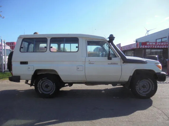 Toyota Land Cruiser HZJ78L 4X4 EXPORT OUTSIDE EU ONLY - Αυτοκίνητο: φωτογραφία 4 Toyota Land Cruiser HZJ78L 4X4 EXPORT OUTSIDE EU ONLY - Αυτοκίνητο: φωτογραφία 4