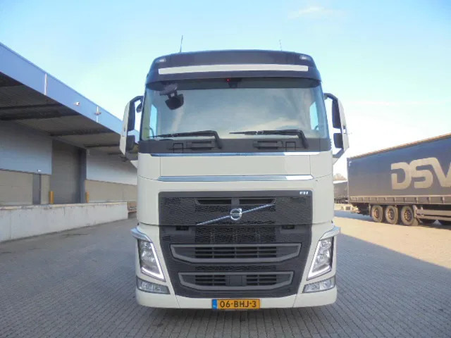 Volvo FH 420 - Τράκτορας: φωτογραφία 2 Volvo FH 420 - Τράκτορας: φωτογραφία 2