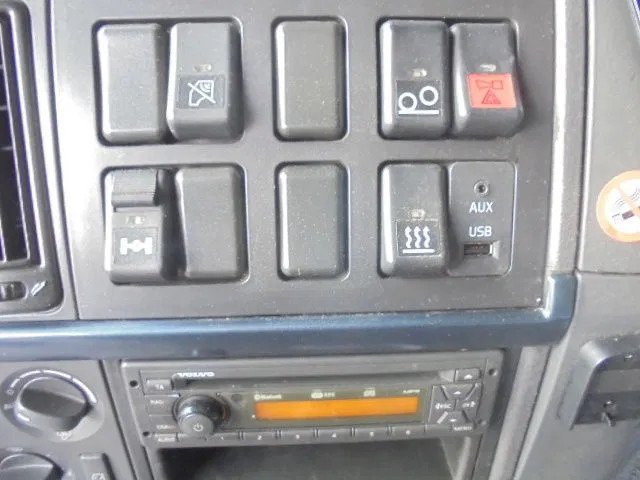 Φορτηγό μουσαμάς Volvo FH 460 6X2 NL TRUCK: φωτογραφία 11 Φορτηγό μουσαμάς Volvo FH 460 6X2 NL TRUCK: φωτογραφία 11