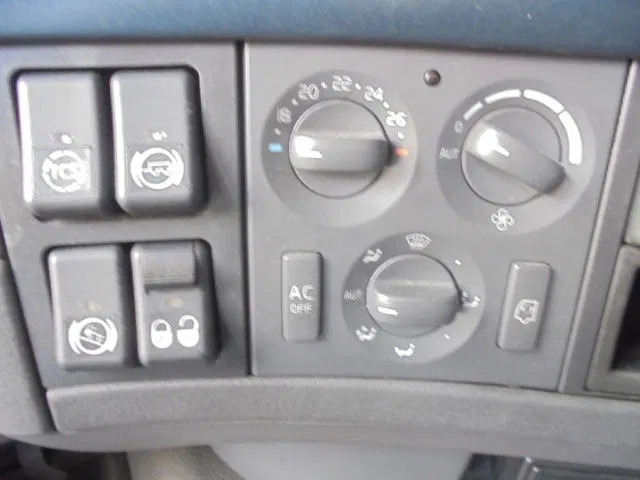 Φορτηγό μουσαμάς Volvo FH 460 6X2 NL TRUCK: φωτογραφία 16 Φορτηγό μουσαμάς Volvo FH 460 6X2 NL TRUCK: φωτογραφία 16