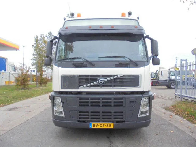 Volvo FM 400 GLOBETROTTER ADR NL TRUCK +TANK TRAILER - Τράκτορας: φωτογραφία 2 Volvo FM 400 GLOBETROTTER ADR NL TRUCK +TANK TRAILER - Τράκτορας: φωτογραφία 2