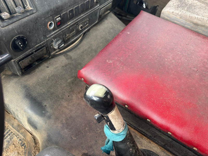 Φορτηγό ανατρεπόμενο MAN 26.372: φωτογραφία 10 Φορτηγό ανατρεπόμενο MAN 26.372: φωτογραφία 10