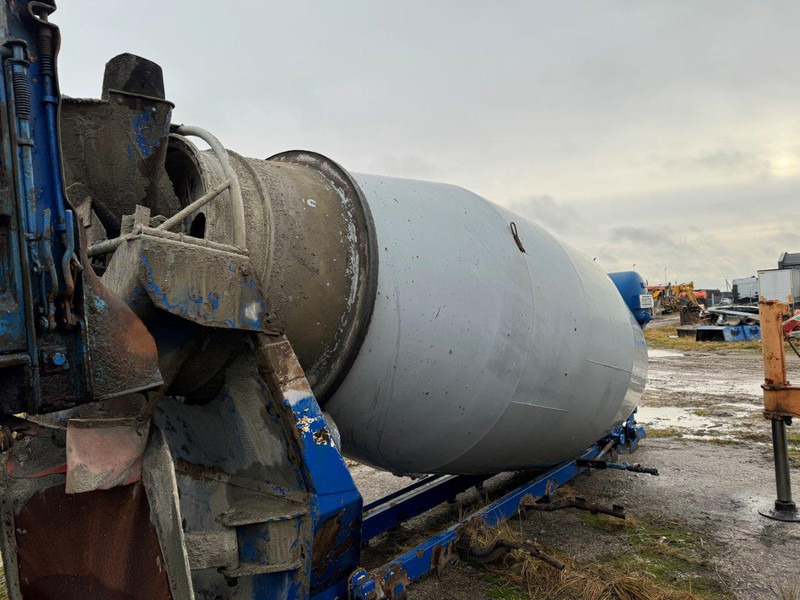 Mercedes-Benz Intermix 10 m3 - Μπετονιέρα φορτηγό: φωτογραφία 4 Mercedes-Benz Intermix 10 m3 - Μπετονιέρα φορτηγό: φωτογραφία 4