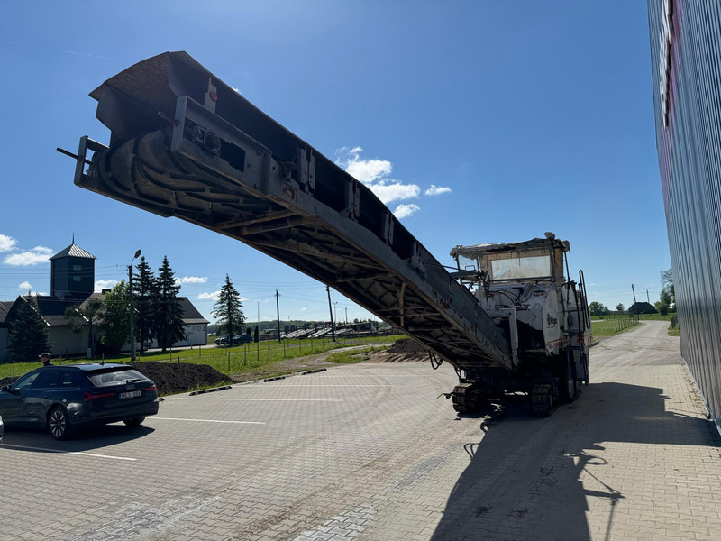 Wirtgen 2000 DC - Μηχανών ασφάλτου: φωτογραφία 3 Wirtgen 2000 DC - Μηχανών ασφάλτου: φωτογραφία 3