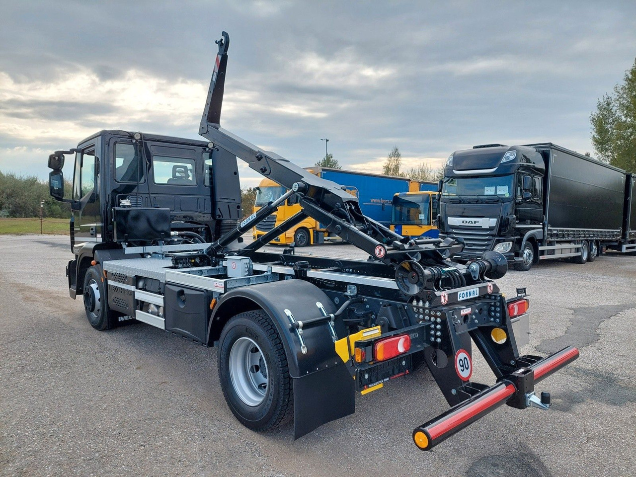Iveco Eurocargo 120E22 - SOFORT verfügbar - Φορτηγό φόρτωσης γάντζου: φωτογραφία 3 Iveco Eurocargo 120E22 - SOFORT verfügbar - Φορτηγό φόρτωσης γάντζου: φωτογραφία 3