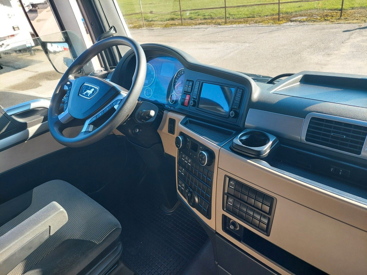 Τράκτορας MAN TGX 18.510 BLS 4x2 2-Kreis Hydraulik: φωτογραφία 23 Τράκτορας MAN TGX 18.510 BLS 4x2 2-Kreis Hydraulik: φωτογραφία 23