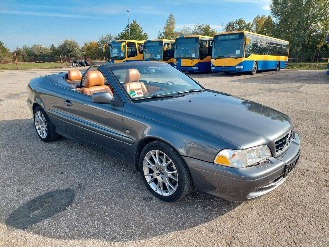 Volvo C70 Cabriolet 2.4 T - Κάμπριο: φωτογραφία 2 Volvo C70 Cabriolet 2.4 T - Κάμπριο: φωτογραφία 2