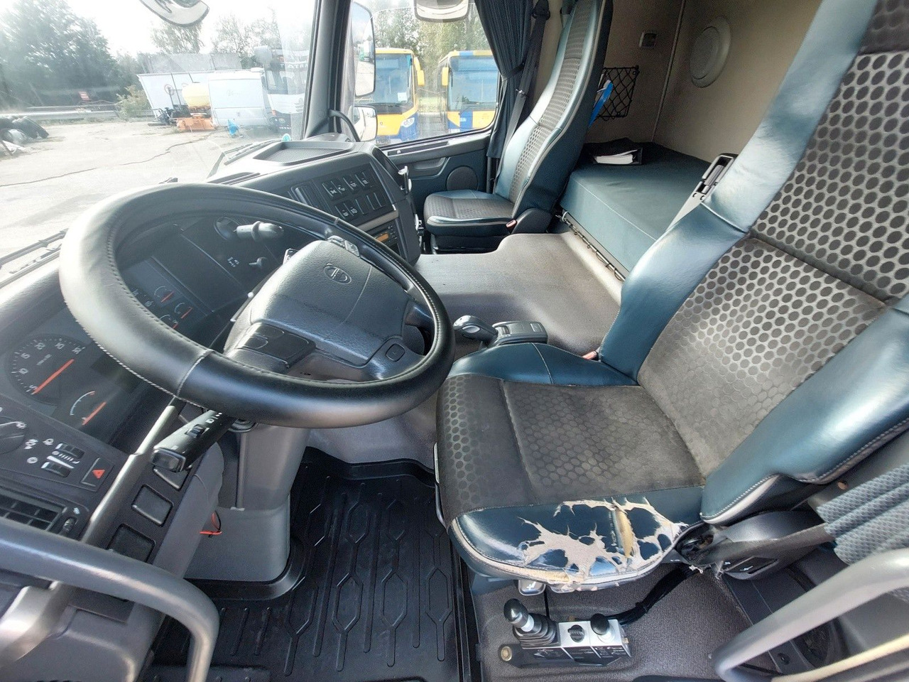 Φορτηγό ανατρεπόμενο Volvo FMX 460 Meiller Bordmatik 6x4: φωτογραφία 34