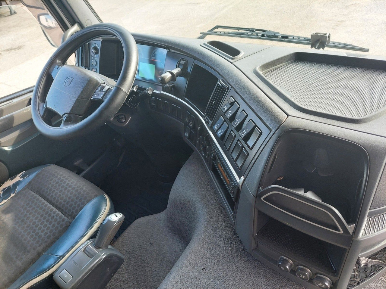 Φορτηγό ανατρεπόμενο Volvo FMX 460 Meiller Bordmatik 6x4: φωτογραφία 32