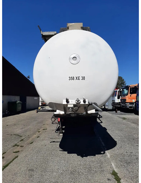 BSL 25000L INOX TANK - IDEAL FOR WATER/ENGRAIS LIQUIDE - 5 UNITS - Επικαθήμενο βυτίο: φωτογραφία 5 BSL 25000L INOX TANK - IDEAL FOR WATER/ENGRAIS LIQUIDE - 5 UNITS - Επικαθήμενο βυτίο: φωτογραφία 5