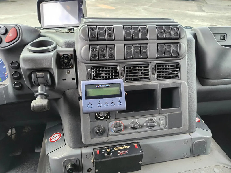 Φορτηγό κόφα Iveco Stralis 310 CASE + D'HOLLANDIA 1500 KG - 224125 KM: φωτογραφία 11
