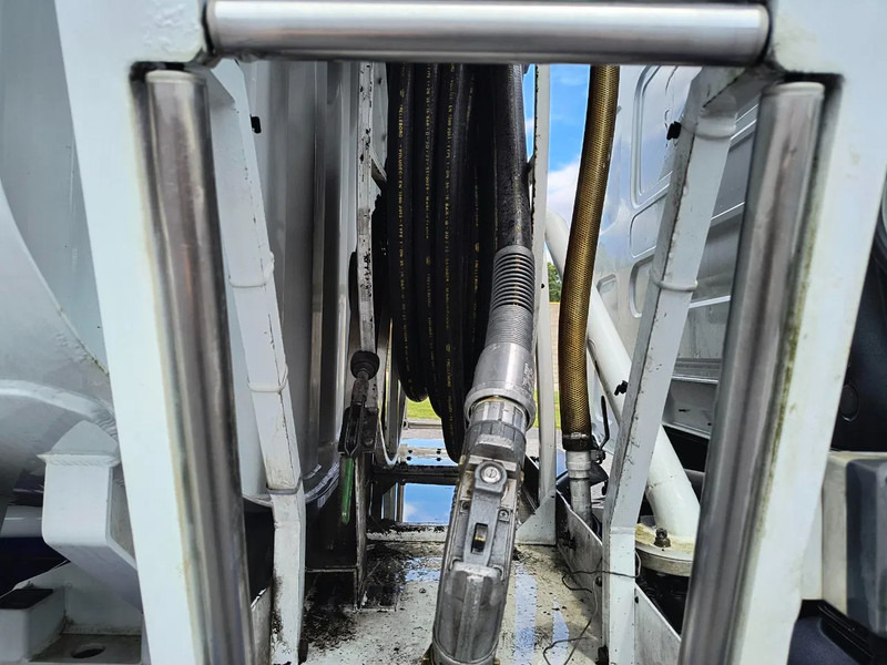 Μίσθωση Renault Premium 310 DXI - CARBURANT / FUEL 13500L - 4 COMP Renault Premium 310 DXI - CARBURANT / FUEL 13500L - 4 COMP: φωτογραφία 12 Μίσθωση Renault Premium 310 DXI - CARBURANT / FUEL 13500L - 4 COMP Renault Premium 310 DXI - CARBURANT / FUEL 13500L - 4 COMP: φωτογραφία 12