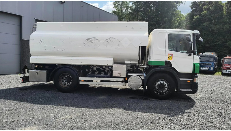 Scania P280 MANUAL GEARBOX- TANK 14000L- RETARDER - Φορτηγό βυτιοφόρο: φωτογραφία 3 Scania P280 MANUAL GEARBOX- TANK 14000L- RETARDER - Φορτηγό βυτιοφόρο: φωτογραφία 3