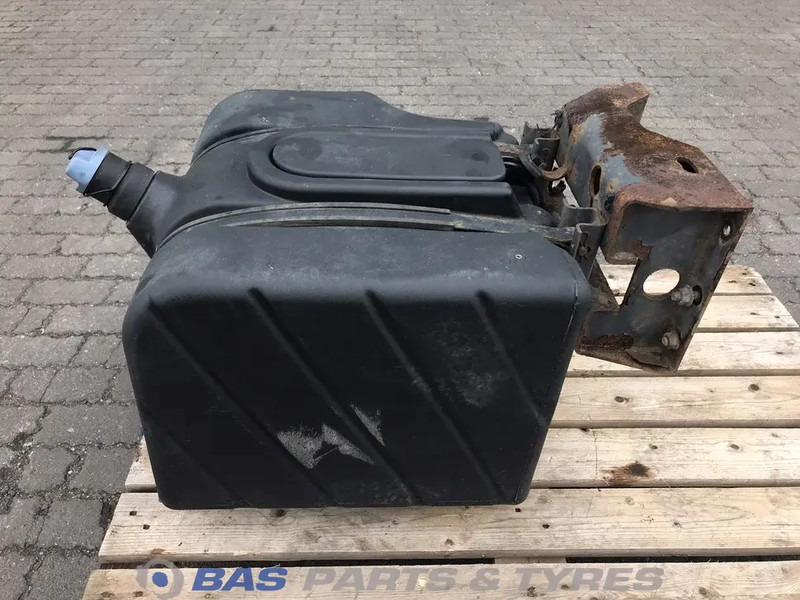 DAF DAF AdBlue tank 1702283 - Ανταλλακτικό για Φορτηγό: φωτογραφία 2 DAF DAF AdBlue tank 1702283 - Ανταλλακτικό για Φορτηγό: φωτογραφία 2