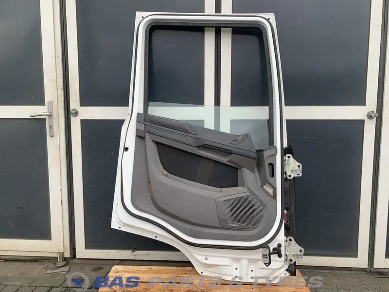 DAF XF G2 - Πόρτα και ανταλλακτικά για Φορτηγό: φωτογραφία 2 DAF XF G2 - Πόρτα και ανταλλακτικά για Φορτηγό: φωτογραφία 2
