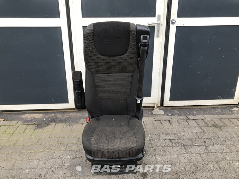 DAF XF106 - Kάθισμα για Φορτηγό: φωτογραφία 1 DAF XF106 - Kάθισμα για Φορτηγό: φωτογραφία 1