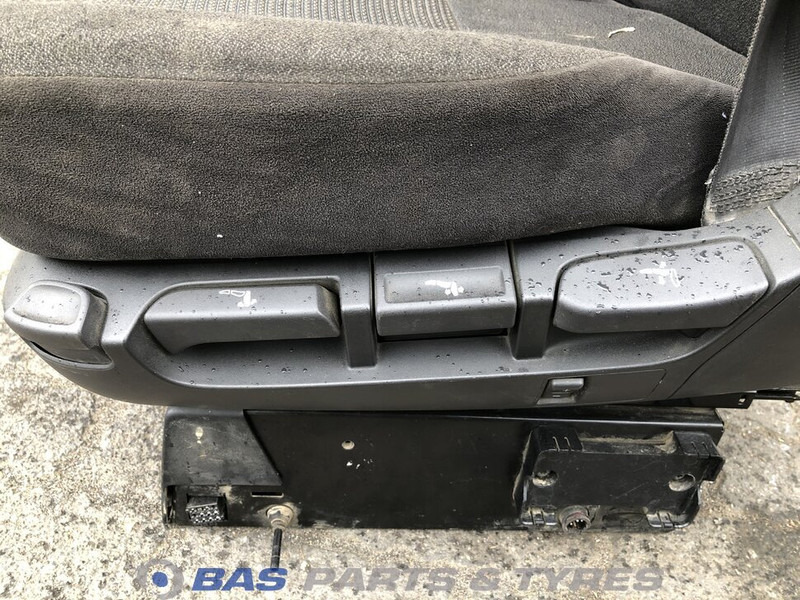 DAF XF106 - Kάθισμα για Φορτηγό: φωτογραφία 5 DAF XF106 - Kάθισμα για Φορτηγό: φωτογραφία 5