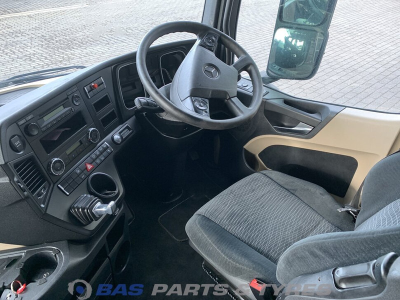 Mercedes-Benz Actros MP4 Mercedes StreamSpace L-cab L2H2 A 000 600 01 01 - Καμπίνα και εσωτερικό για Φορτηγό: φωτογραφία 5 Mercedes-Benz Actros MP4 Mercedes StreamSpace L-cab L2H2 A 000 600 01 01 - Καμπίνα και εσωτερικό για Φορτηγό: φωτογραφία 5