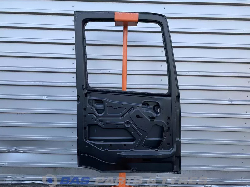 Mercedes-Benz Actros MP4 - Πόρτα και ανταλλακτικά για Φορτηγό: φωτογραφία 2 Mercedes-Benz Actros MP4 - Πόρτα και ανταλλακτικά για Φορτηγό: φωτογραφία 2