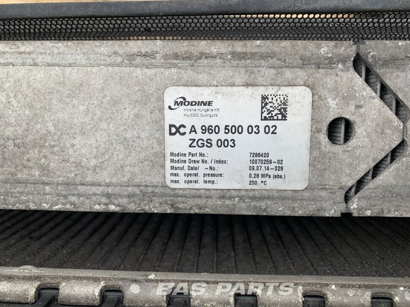 Mercedes-Benz Antos MP4 Koelerpakket Mercedes OM470LA A 960 500 28 01 - Ψυγείο αυτοκίνητο για Φορτηγό: φωτογραφία 3 Mercedes-Benz Antos MP4 Koelerpakket Mercedes OM470LA A 960 500 28 01 - Ψυγείο αυτοκίνητο για Φορτηγό: φωτογραφία 3