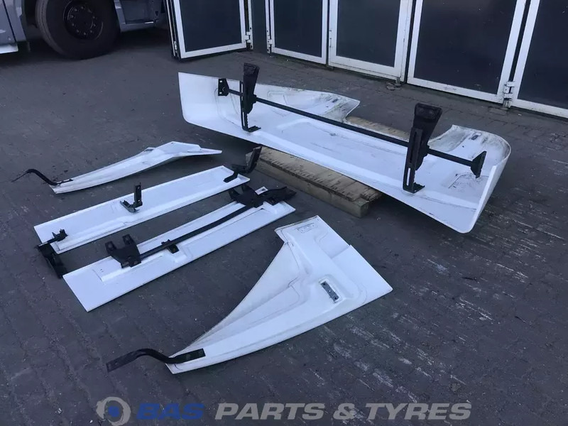 Mercedes-Benz Antos MP4 Spoilerset Mercedes ClassicSpace M-cab L1EH1 A 960 790 27 44 - Αεροδυναμική/ Αεροτομή για Φορτηγό: φωτογραφία 5 Mercedes-Benz Antos MP4 Spoilerset Mercedes ClassicSpace M-cab L1EH1 A 960 790 27 44 - Αεροδυναμική/ Αεροτομή για Φορτηγό: φωτογραφία 5